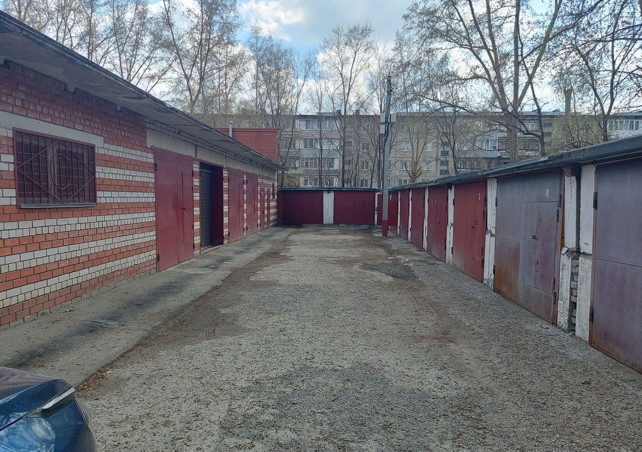 гараж г Барнаул р-н Индустриальный ул Сухэ-Батора 21 фото 1