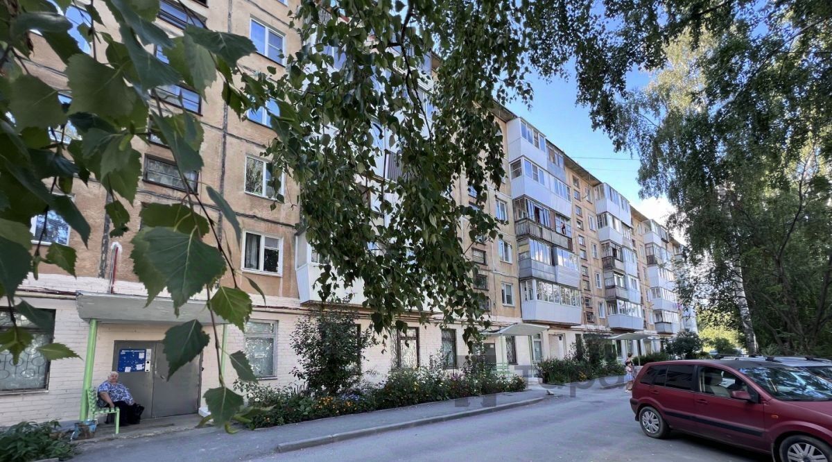 квартира г Златоуст 1-й кв-л, Северо-Запад кв-л, 17 фото 1