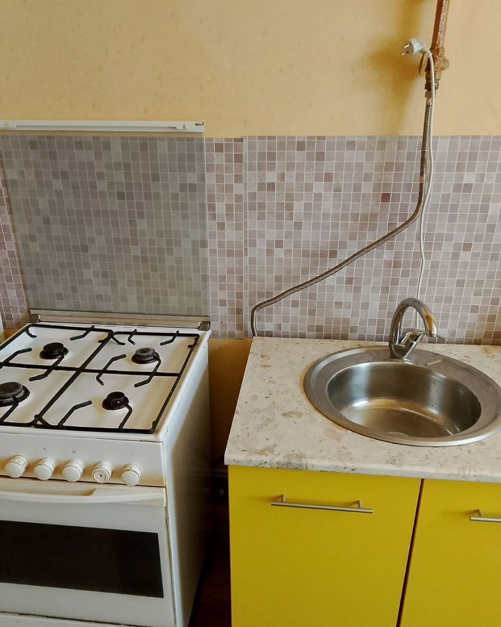 комната г Саратов р-н Фрунзенский пл. имени С. М. Кирова, 10 фото 11