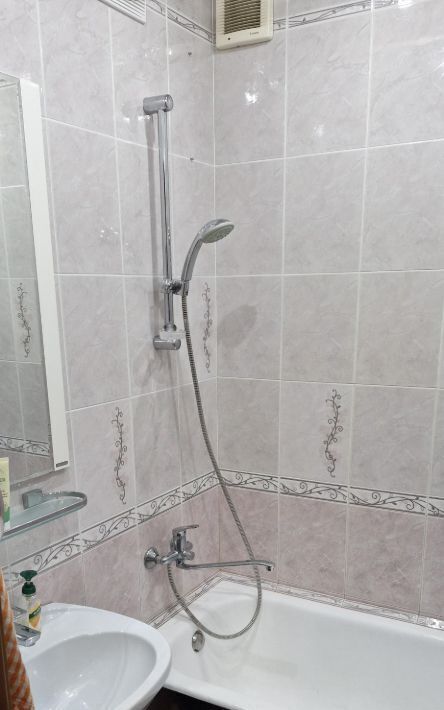 квартира г Волгоград р-н Советский ул им. Тулака 2 фото 8