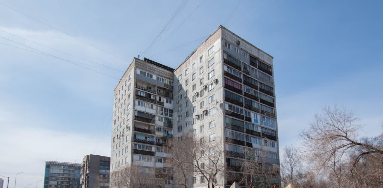 квартира г Новокузнецк р-н Центральный ул Филиппова 4 фото 3