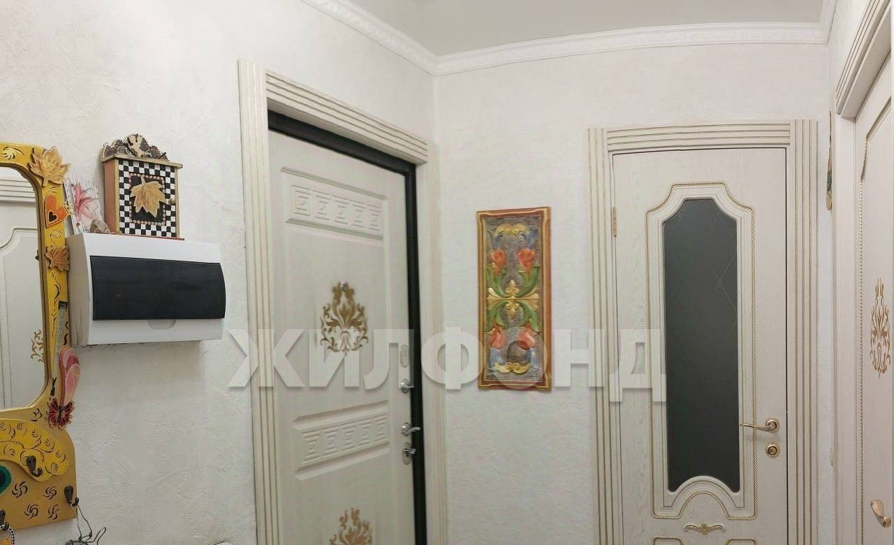 квартира г Кемерово р-н Заводский ул Веры Волошиной 32 фото 7