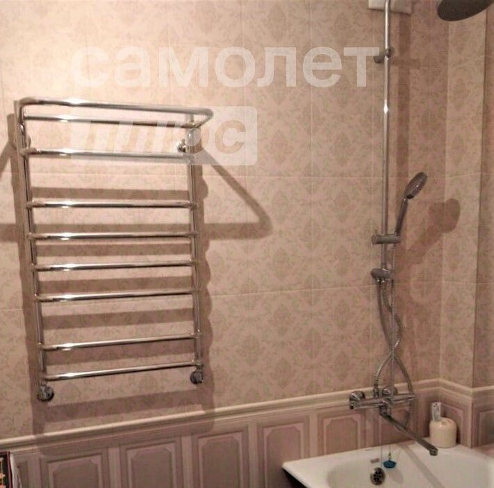 квартира г Саратов р-н Волжский ул Весенняя 2а фото 18