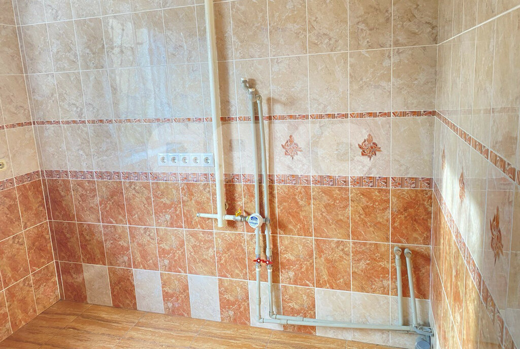 квартира г Волгоград р-н Кировский ул им. Зины Маресевой 5а фото 9