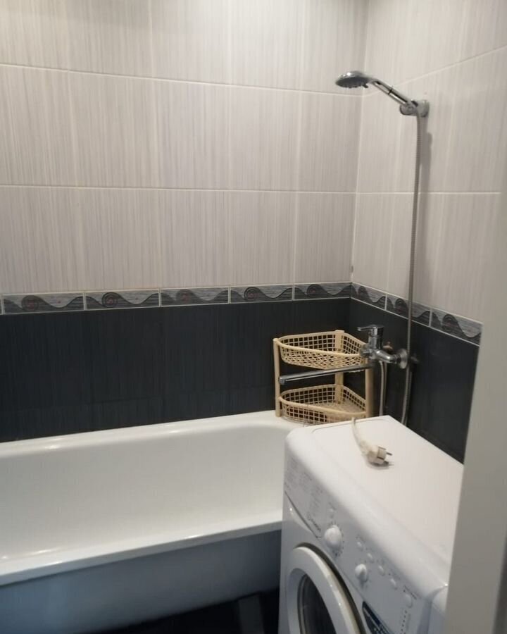 квартира г Екатеринбург р-н Кировский ул Владимира Высоцкого 4/2 фото 6
