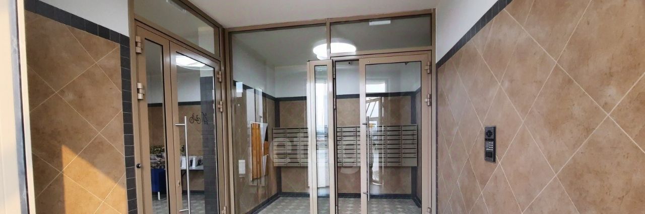квартира г Тюмень р-н Калининский ул Фармана Салманова 1 фото 17