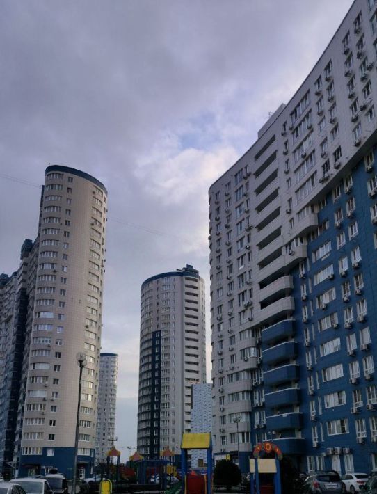 квартира г Краснодар р-н Центральный ул Воронежская 47г фото 7