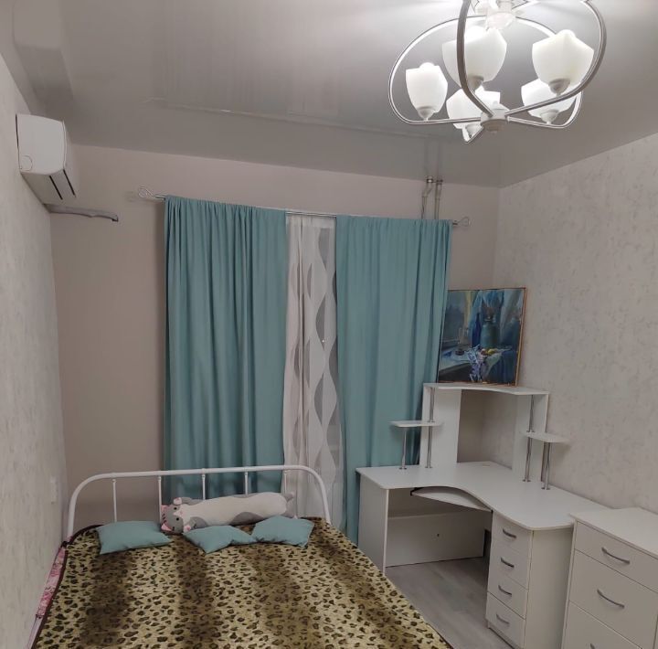 квартира г Астрахань р-н Кировский ул Бориса Алексеева 20к/2 фото 17