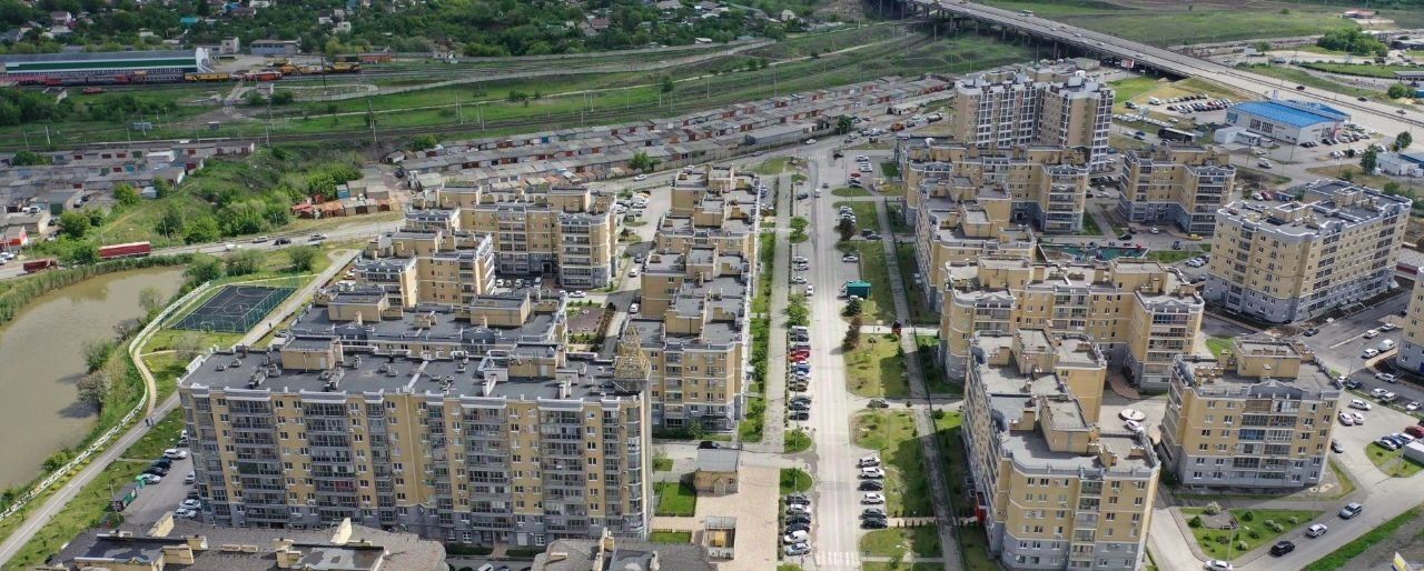 квартира г Волгоград р-н Дзержинский ул Шекснинская 77 фото 16