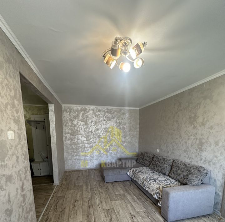 квартира г Орск р-н Ленинский пр-кт Мира 21а фото 3