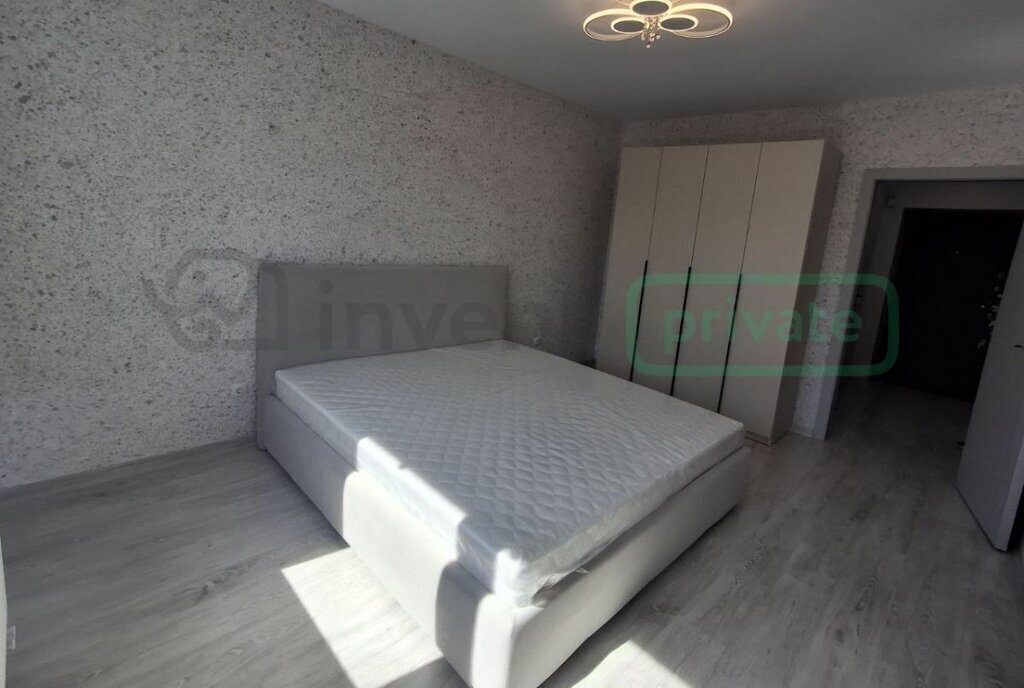 квартира г Калининград р-н Центральный ул Сержанта Мишина 81к/4 фото 2