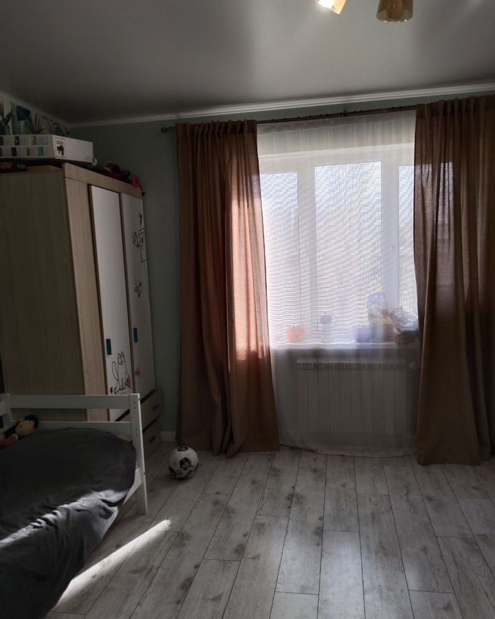 квартира г Саратов р-н Октябрьский ул им Симбирцева В.Н. 40а фото 12