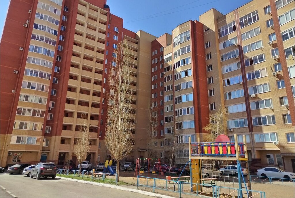 квартира г Оренбург р-н Дзержинский ул Джангильдина 1/1 фото 9