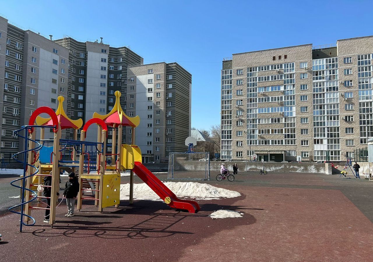 квартира г Уфа р-н Калининский ул Маяковского 11 ЖК Изумрудный фото 15