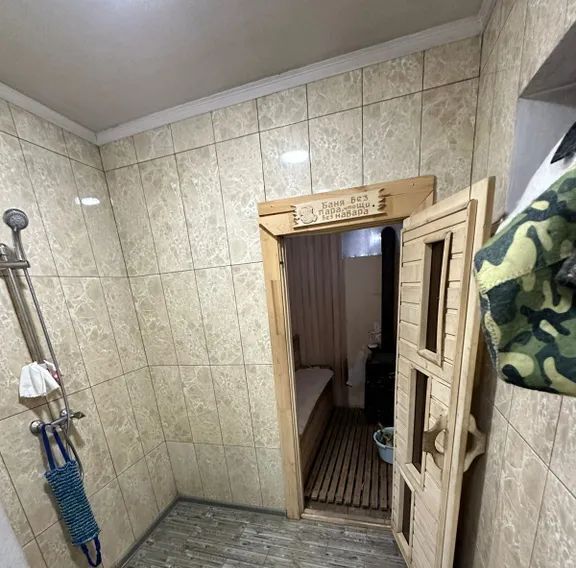 дом г Астрахань р-н Трусовский ул Набережная реки Волги 76 фото 13