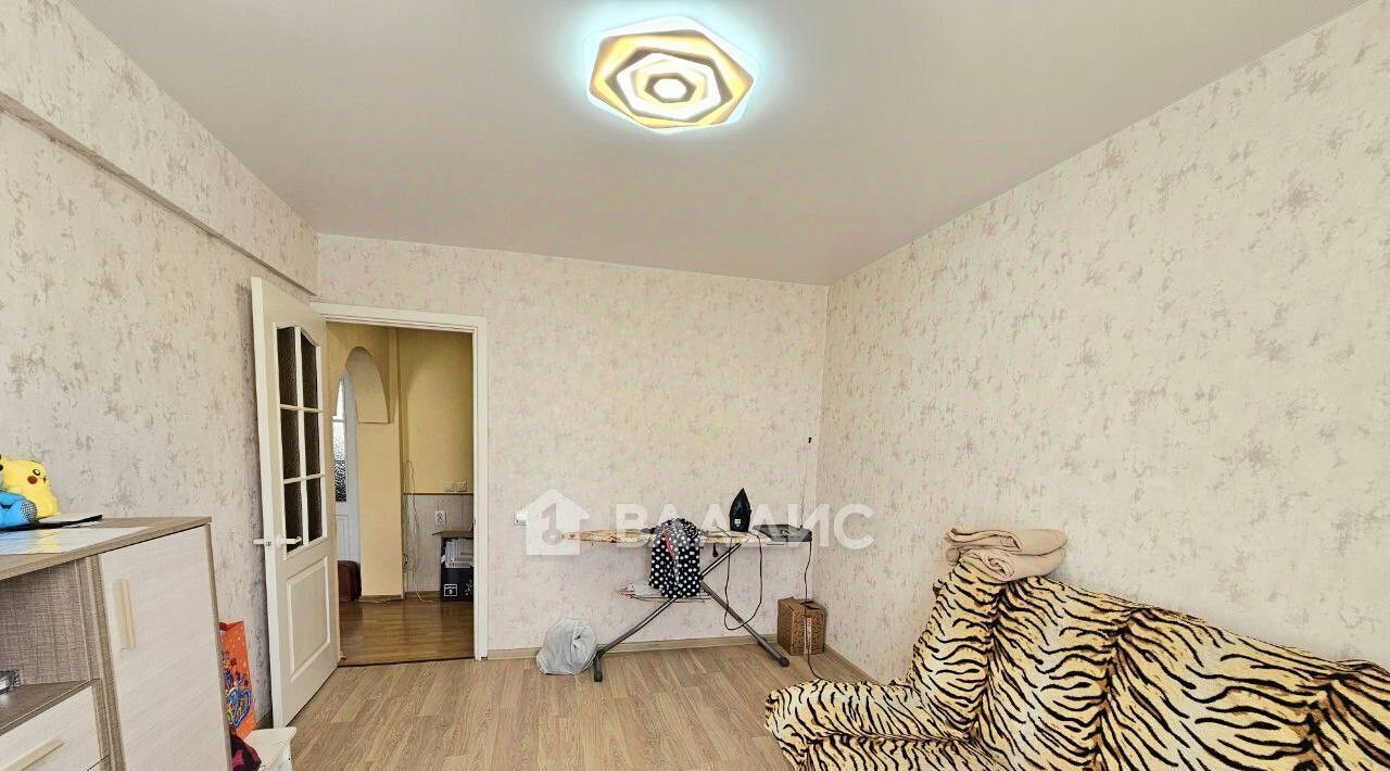 квартира г Ангарск мкр 6а 18 фото 3