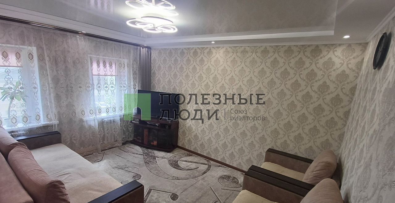 квартира г Саратов р-н Волжский ул Веселая 15 фото 11
