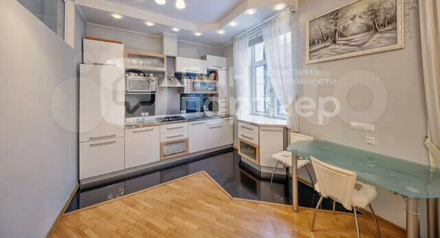 квартира г Санкт-Петербург метро Петроградская пр-кт Каменноостровский 34 округ Кронверкское, Петроградка фото 3