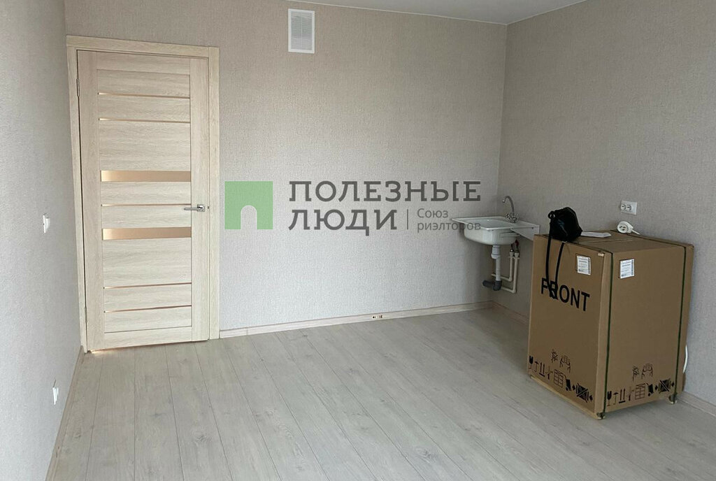 квартира г Новороссийск р-н Южный ул Имени Владимира Бута 6 фото 3