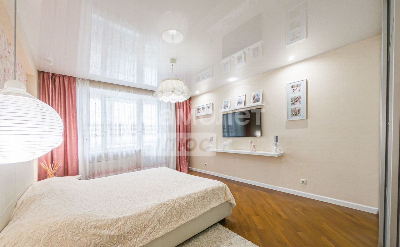 квартира г Екатеринбург Академический ул Краснолесья 14к/2 фото 2