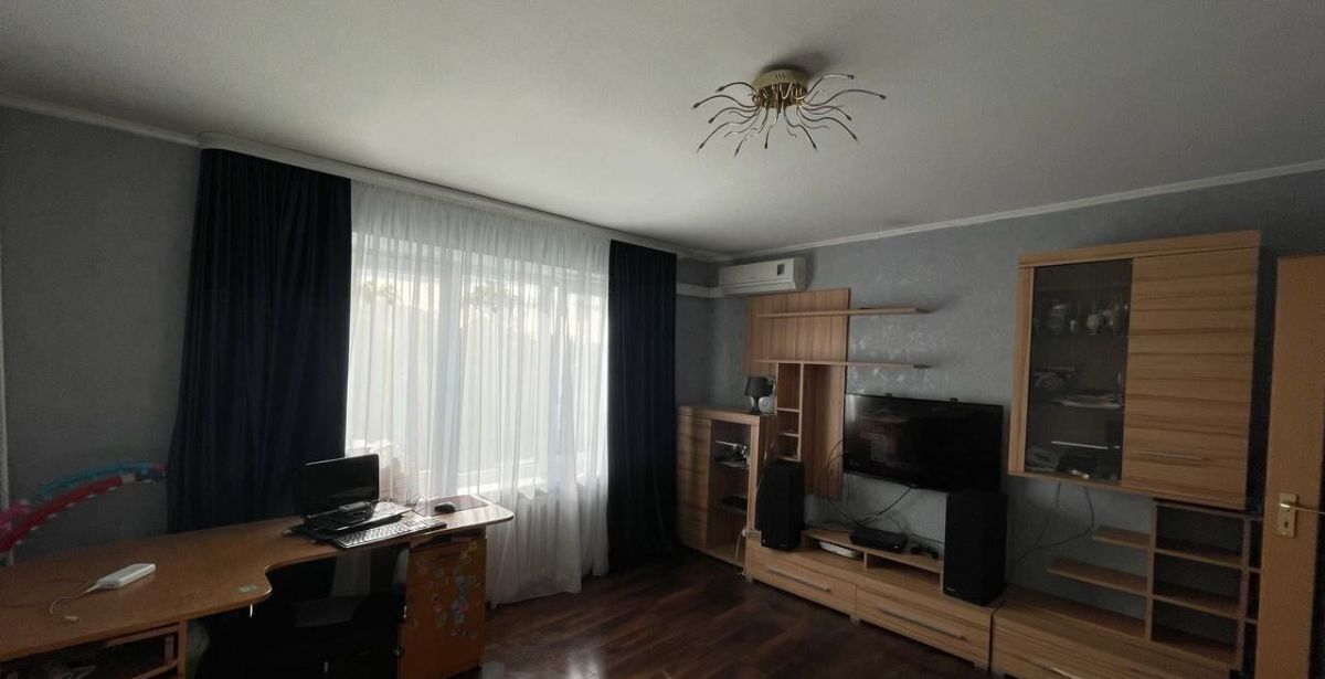 квартира г Калининград р-н Ленинградский ул Островского 15 фото 1