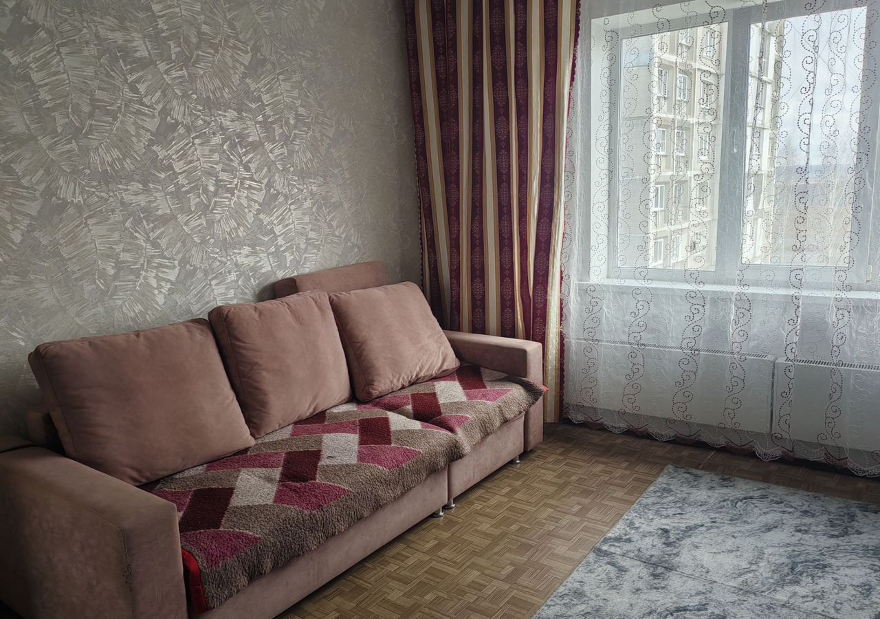 квартира г Новокузнецк р-н Новоильинский ул Космонавтов 6 фото 2