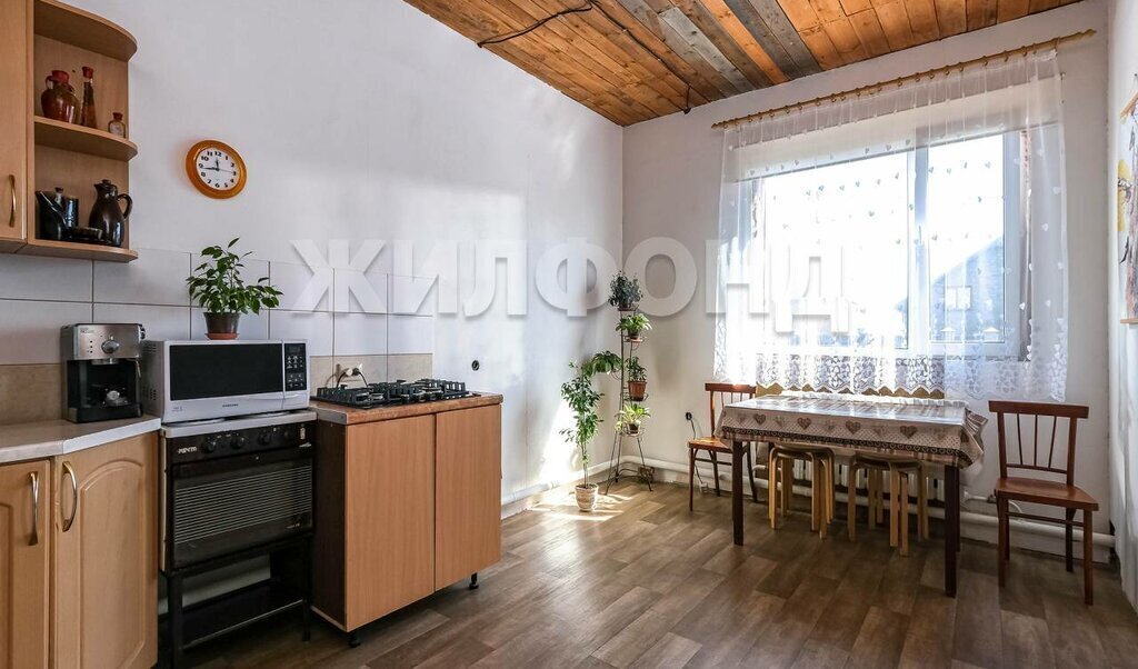 дом г Новосибирск пер 11-й Порт-Артурский 11 Площадь Маркса фото 8