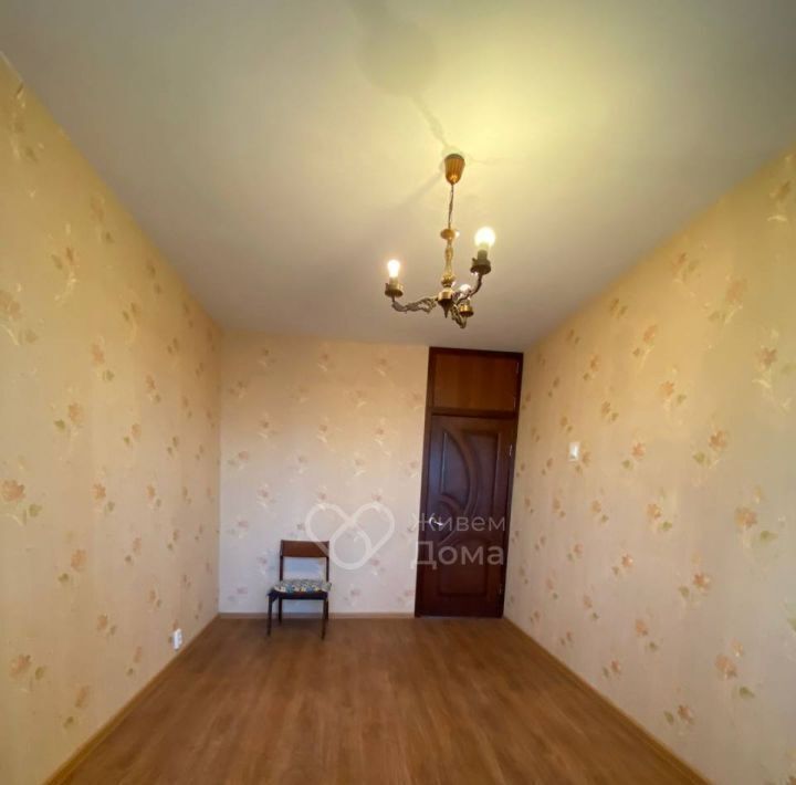 квартира г Волгоград р-н Тракторозаводский Посёлок ГЭС ул им. Колумба 5б фото 3