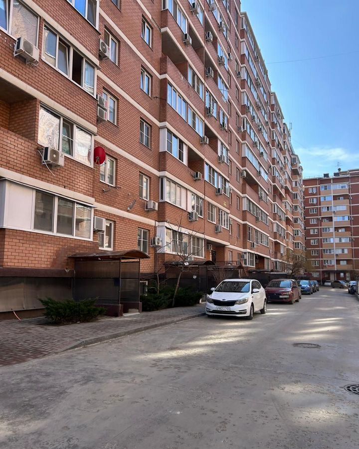 квартира г Краснодар р-н Прикубанский ул В. М. Комарова 21/1к 1 фото 3