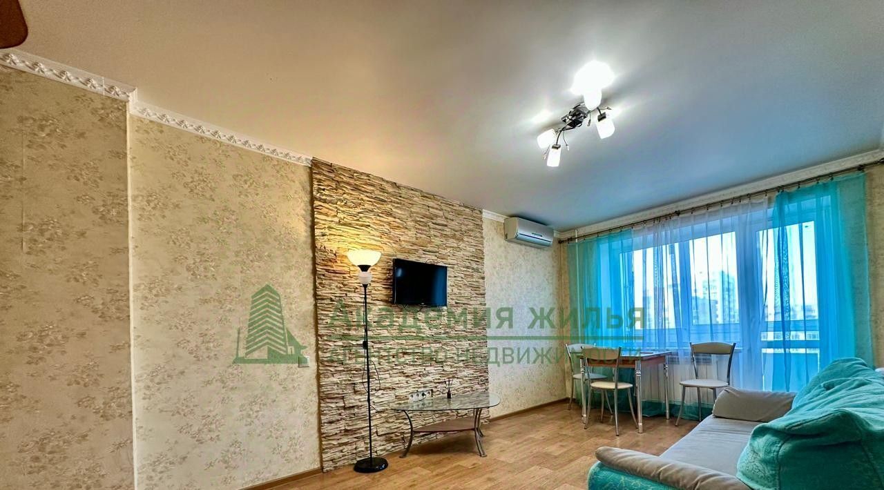 квартира г Саратов р-н Фрунзенский ул Большая Казачья 59/65 фото 2