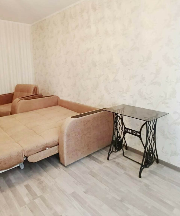 квартира г Саратов ул Заводская 2/1 фото 5