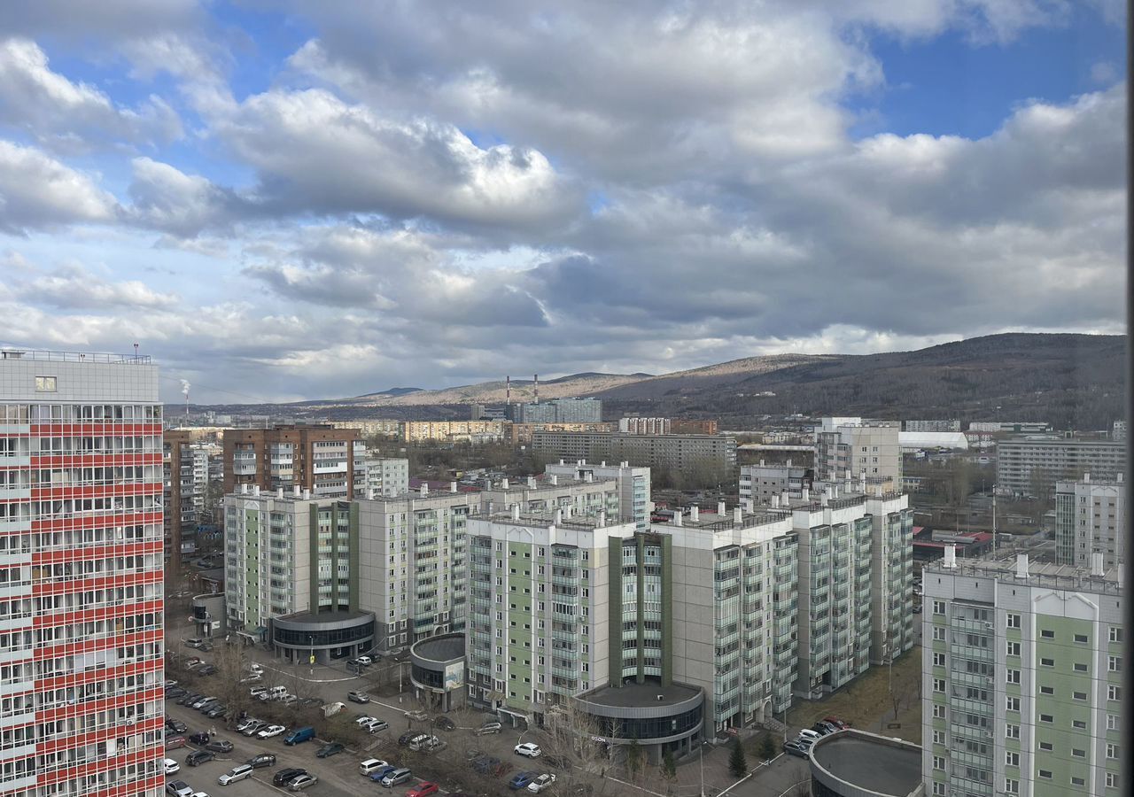 квартира г Красноярск р-н Свердловский ул Карамзина 8 фото 21