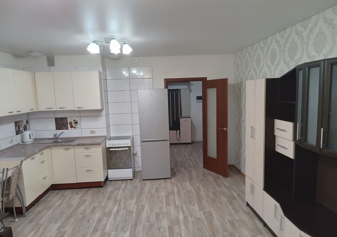 квартира г Челябинск р-н Калининский ул Университетская Набережная 63 фото 1
