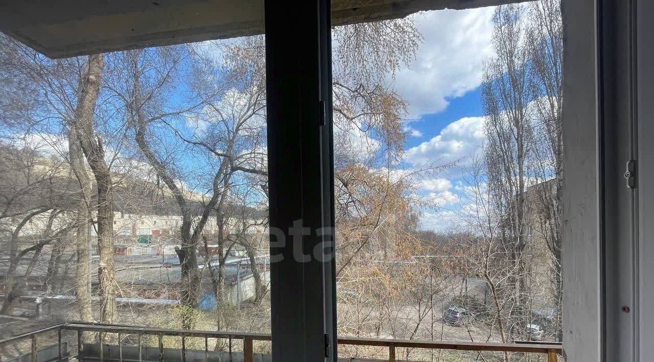 квартира г Саратов р-н Фрунзенский ул Шелковичная 182 фото 18