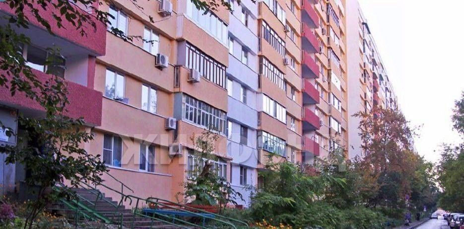 квартира г Тольятти р-н Автозаводский ул Революционная 56 фото 18