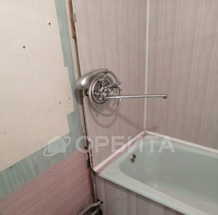 квартира г Тюмень р-н Восточный ул Мельникайте 135 фото 11