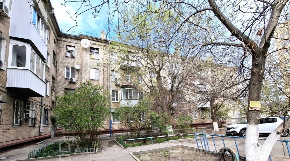 комната г Волгоград р-н Тракторозаводский ул Борьбы 3 фото 11