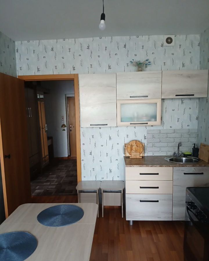 квартира г Красноярск р-н Советский ул Соколовская 80а фото 3