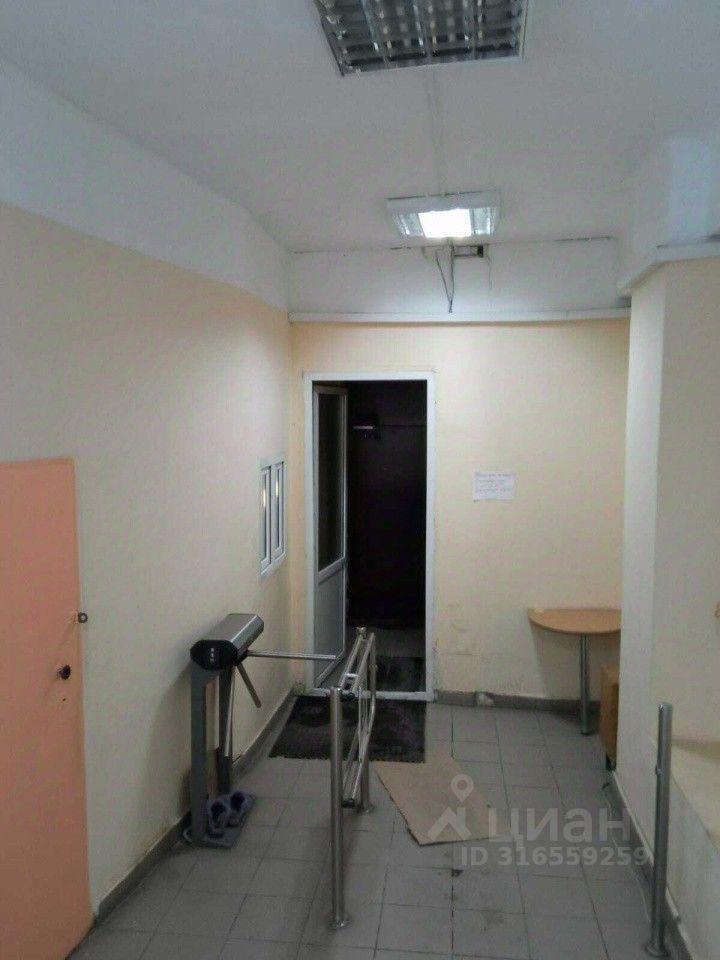 квартира г Екатеринбург р-н Орджоникидзевский улица 40-летия Октября, 3 фото 5