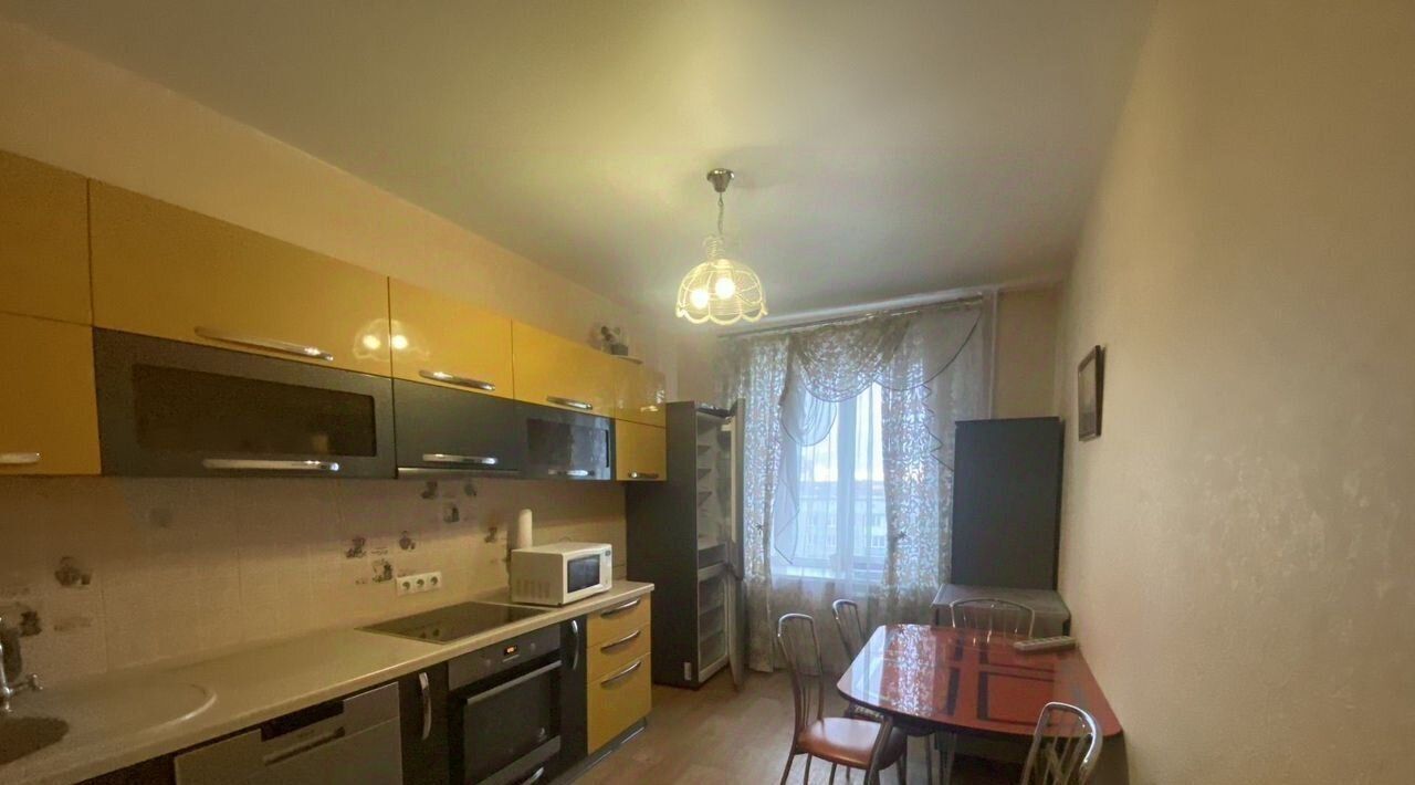 квартира г Новосибирск р-н Дзержинский ул Авиастроителей 11/1 фото 1
