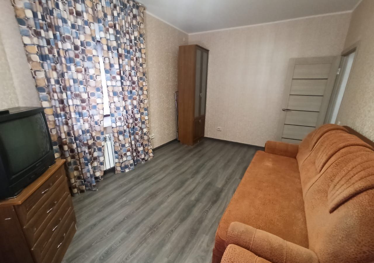 квартира г Волгоград р-н Дзержинский ул Шекснинская 93 фото 2