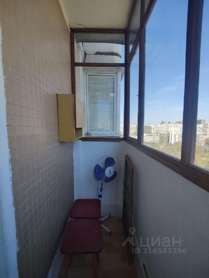 квартира г Москва ЮЗАО Северное Бутово ул Знаменские Садки 3/1 мкрн 2 и 2а, Московская область фото 7