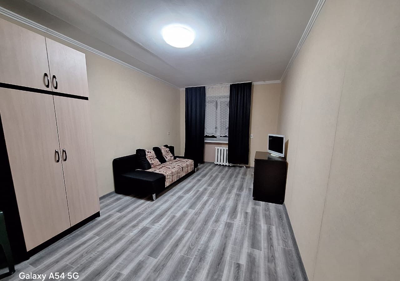 комната г Краснодар р-н Центральный ул Колхозная 26 фото 1