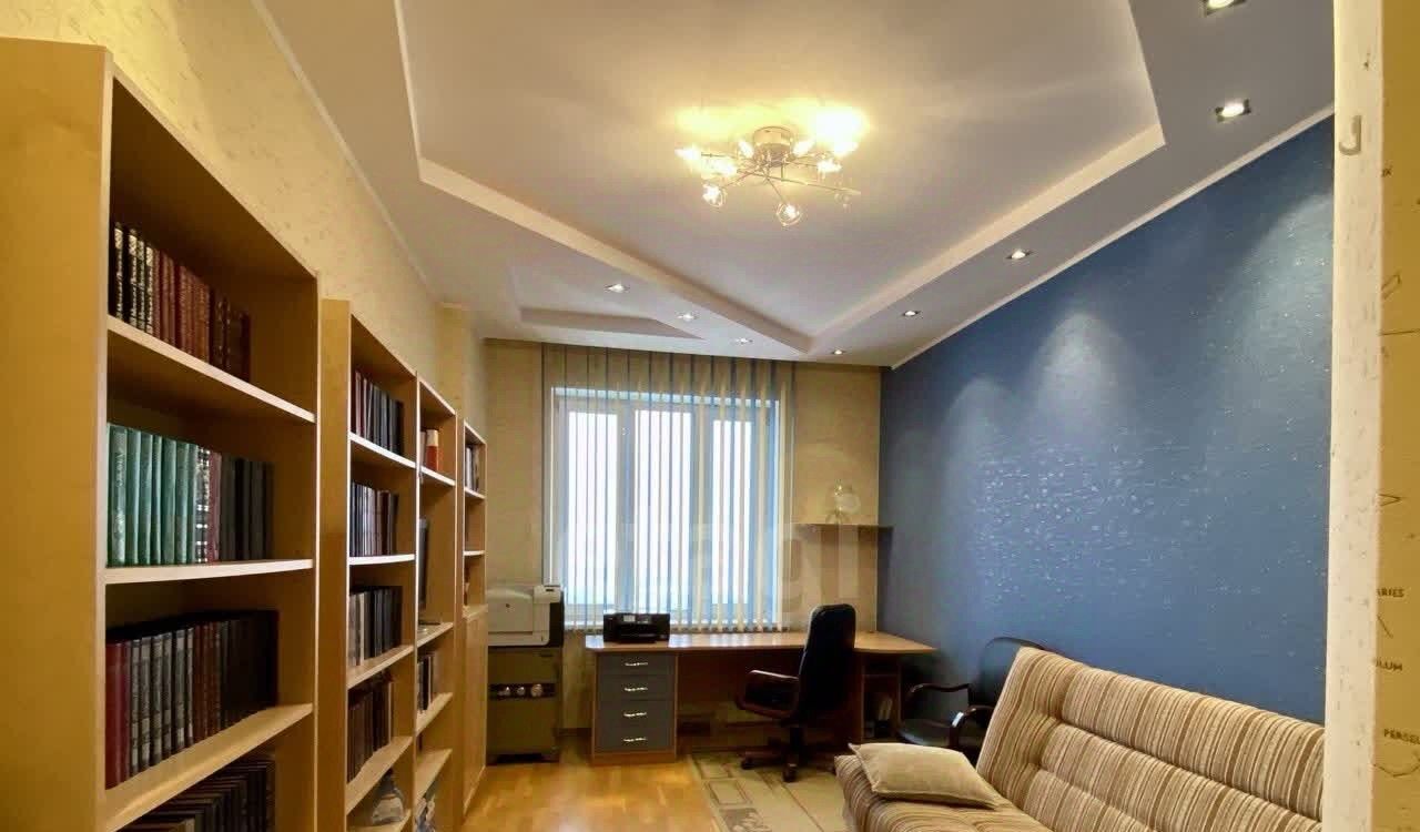 квартира г Сургут ул Университетская 7 19-й фото 9