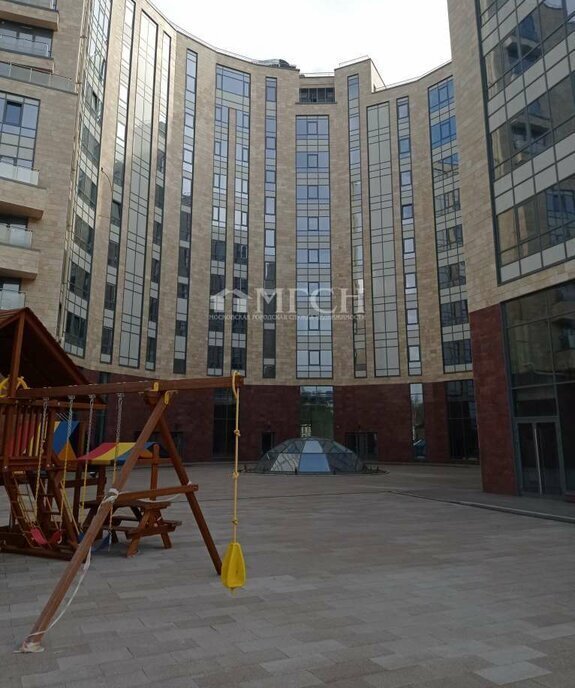 квартира г Москва метро Мякинино ул 5-я Мякининская 20 фото 1
