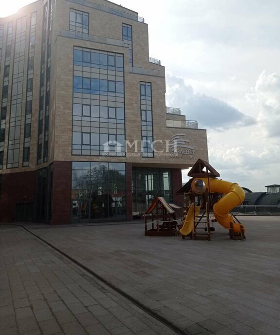 квартира г Москва метро Мякинино ул 5-я Мякининская 20 фото 2
