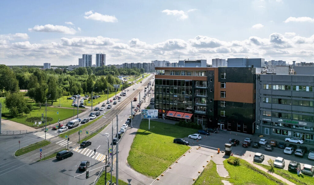 торговое помещение г Санкт-Петербург метро Ладожская ш Революции 69 фото 3