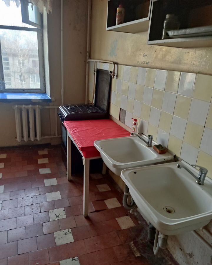 комната г Ижевск р-н Октябрьский ул Майская 21 фото 4