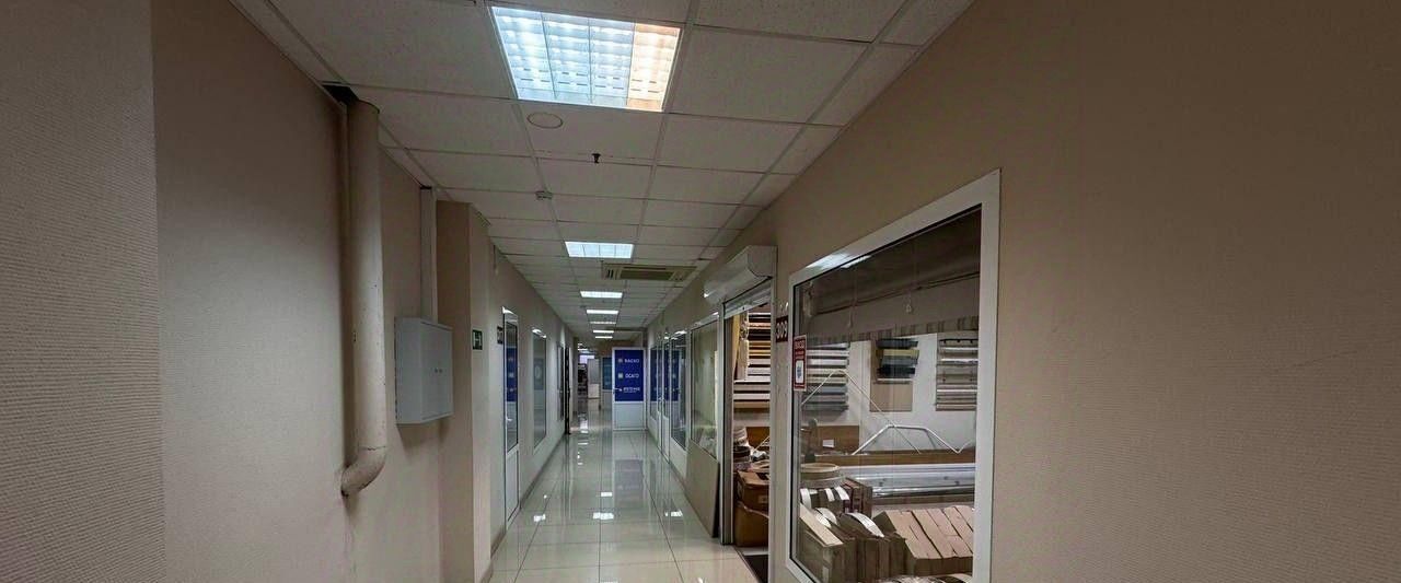 торговое помещение г Тольятти р-н Автозаводский ул Дзержинского 16а фото 14