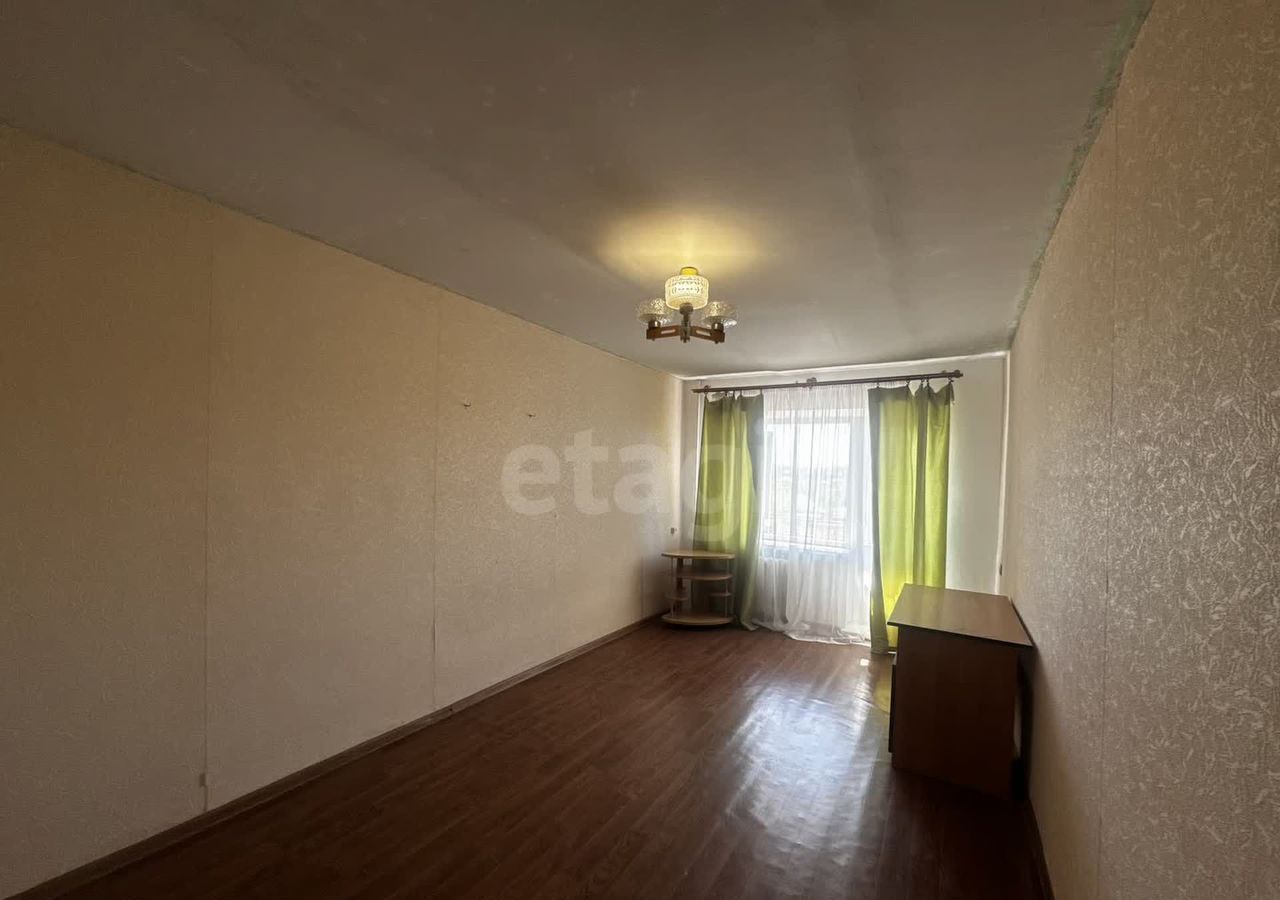 квартира г Саратов р-н Фрунзенский ул им Емлютина Д.В. 44б фото 3